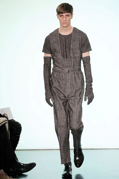 Look 5